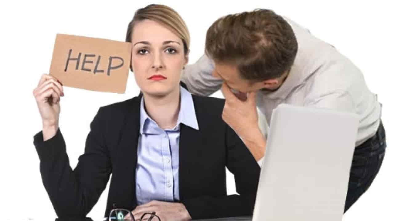 Consecuencias del "mobbing" o el acoso laboral Consecuencias del "mobbing" o el acoso laboral