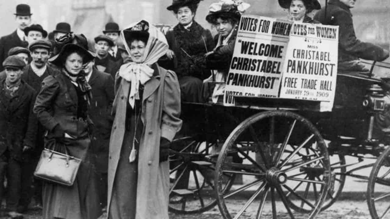 Los espacios exclusivos para mujeres son del siglo XIX Los espacios exclusivos para mujeres son del siglo XIX