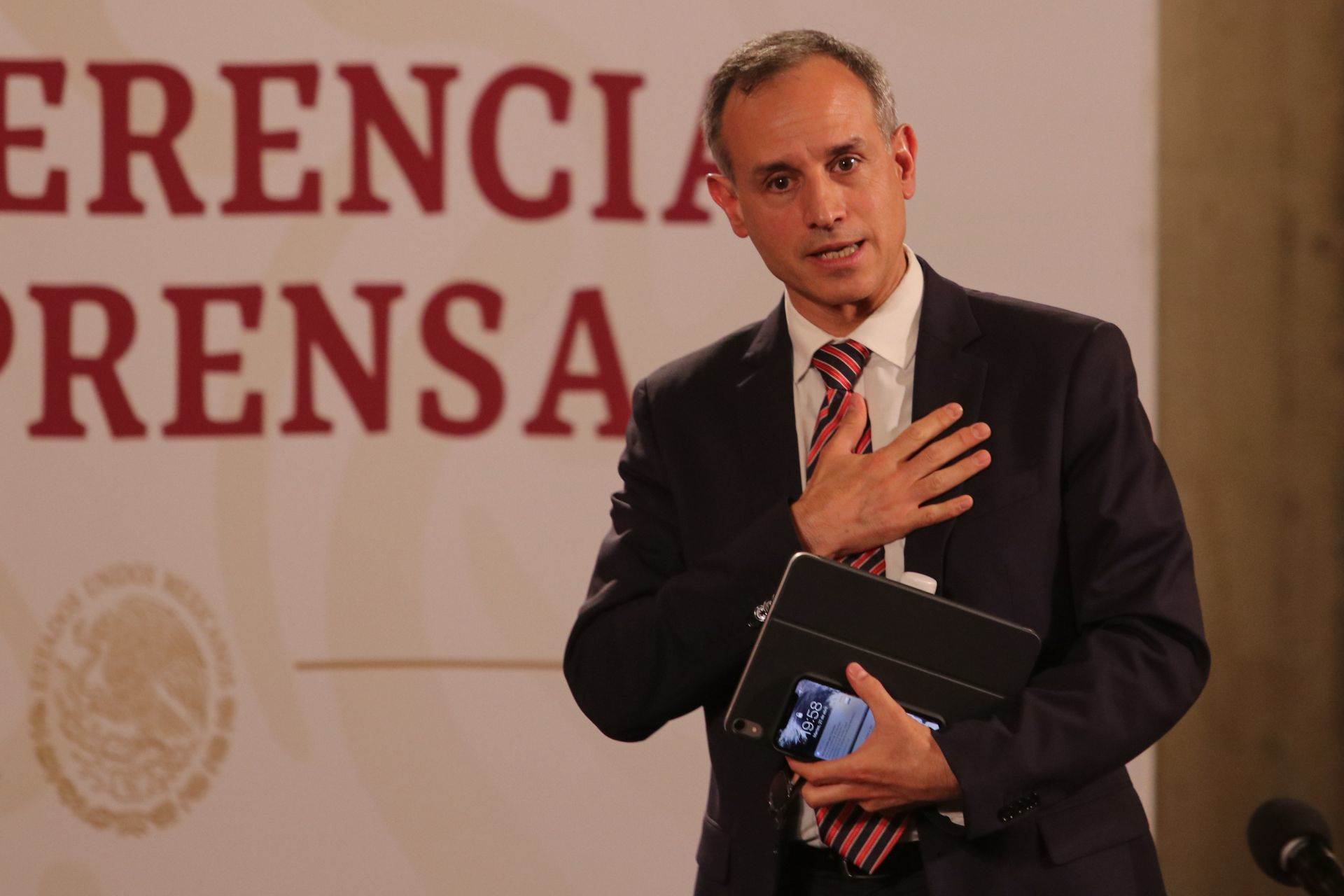 ¿Por qué romantizamos a López-Gatell? ¿Por qué romantizamos a López-Gatell?