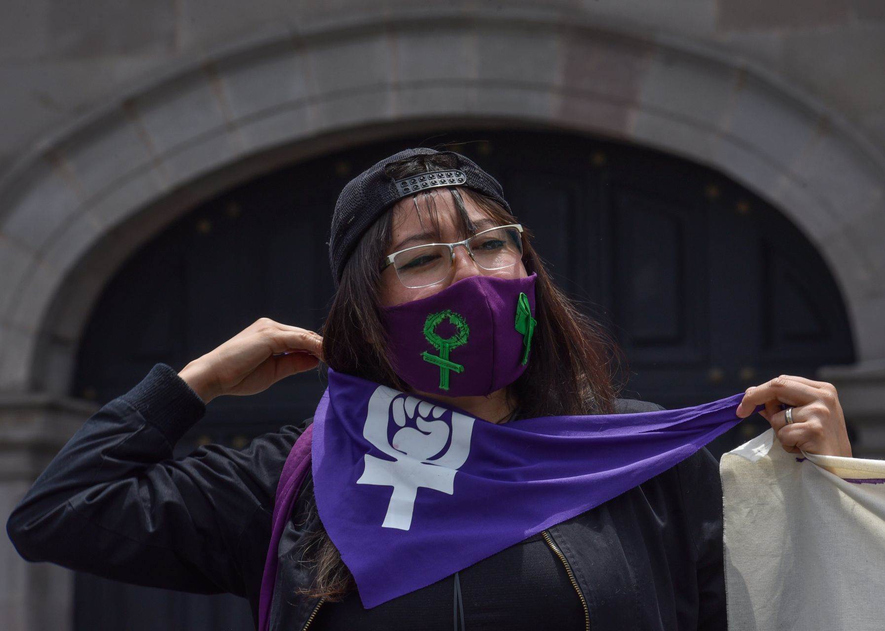 Tres de cada 10 mujeres piden ayuda mediante un tercero Tres de cada 10 mujeres piden ayuda mediante un tercero