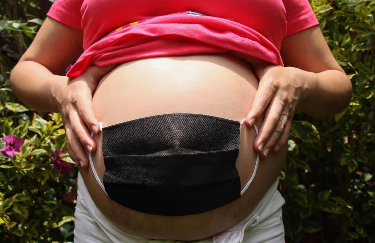 Muerte materna y covid-19. Parir en medio de la pandemia Muerte materna y covid-19. Parir en medio de la pandemia