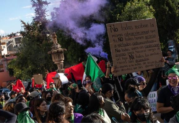 Las 15 colectivas feministas que han sido monitoreadas por la Sedena