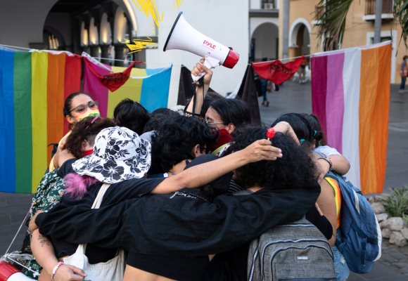 Las mujeres lesbianas viven doble discriminación en México