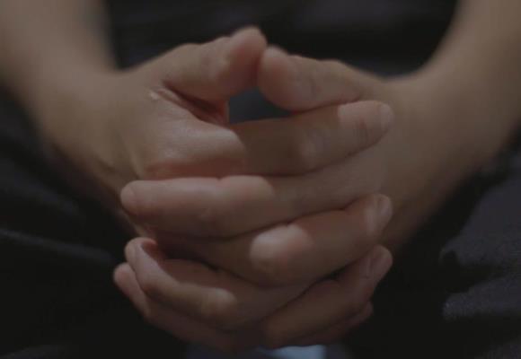 Ayudantes al niño: abuso sexual y maltrato en casas hogar