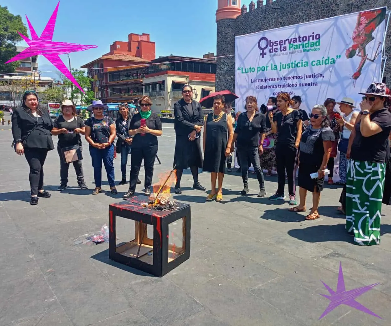 Feministas exigen desafuero de Cuauhtémoc Blanco en protesta en Morelos Feministas exigen desafuero de Cuauhtémoc Blanco en protesta en Morelos