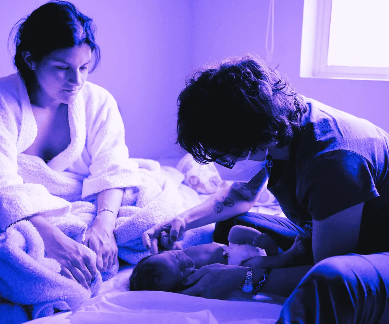 Parteras en México se oponen a la nueva NOM 020