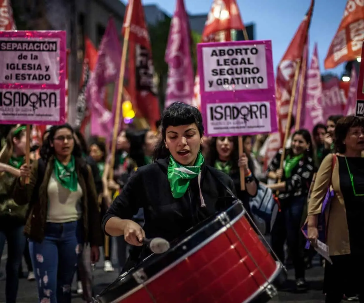 La casta eran ellas: Milei va contra quienes denuncian violencia de género
